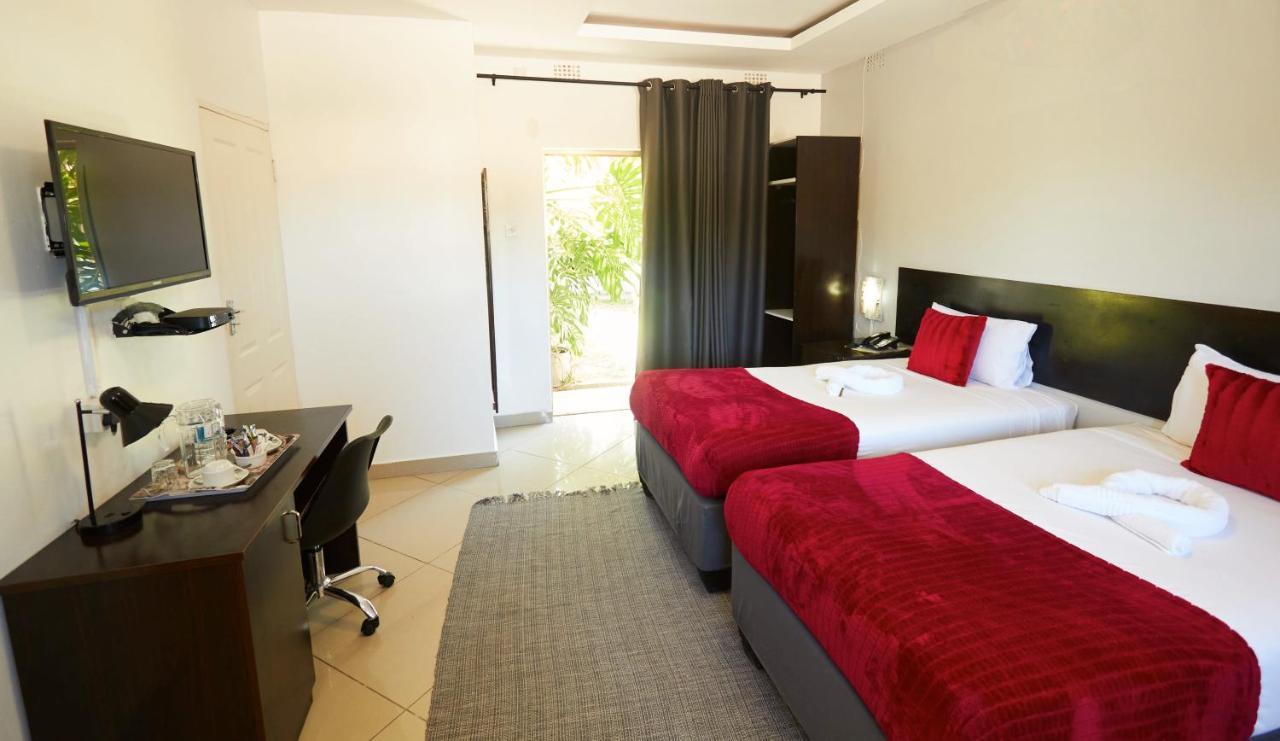 Laha Hotel Maun ภายนอก รูปภาพ