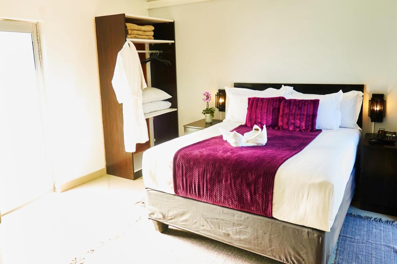 Laha Hotel Maun ภายนอก รูปภาพ