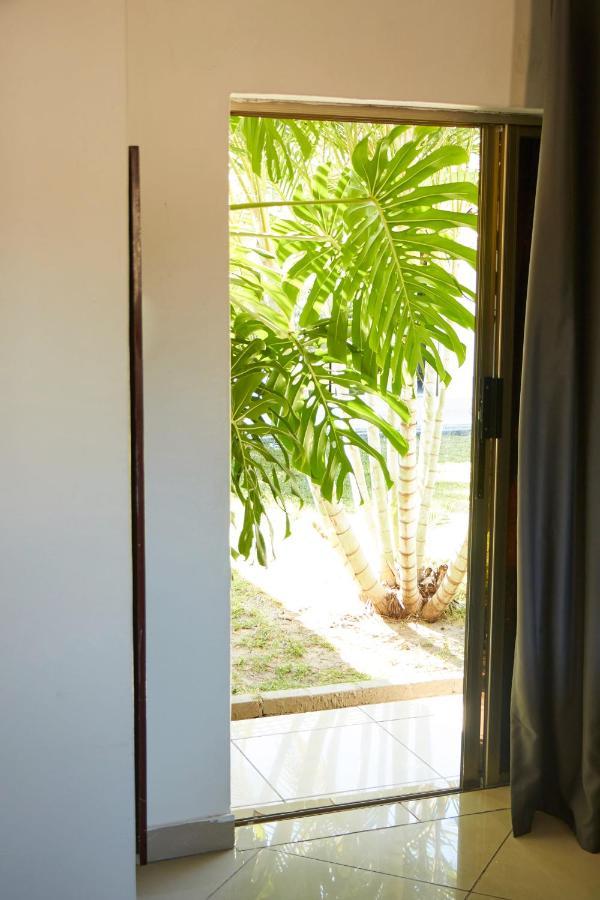 Laha Hotel Maun ภายนอก รูปภาพ